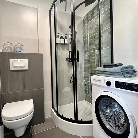 Apartment Przytulny 5 - Las, Self Check In, Dworzec Pkp *